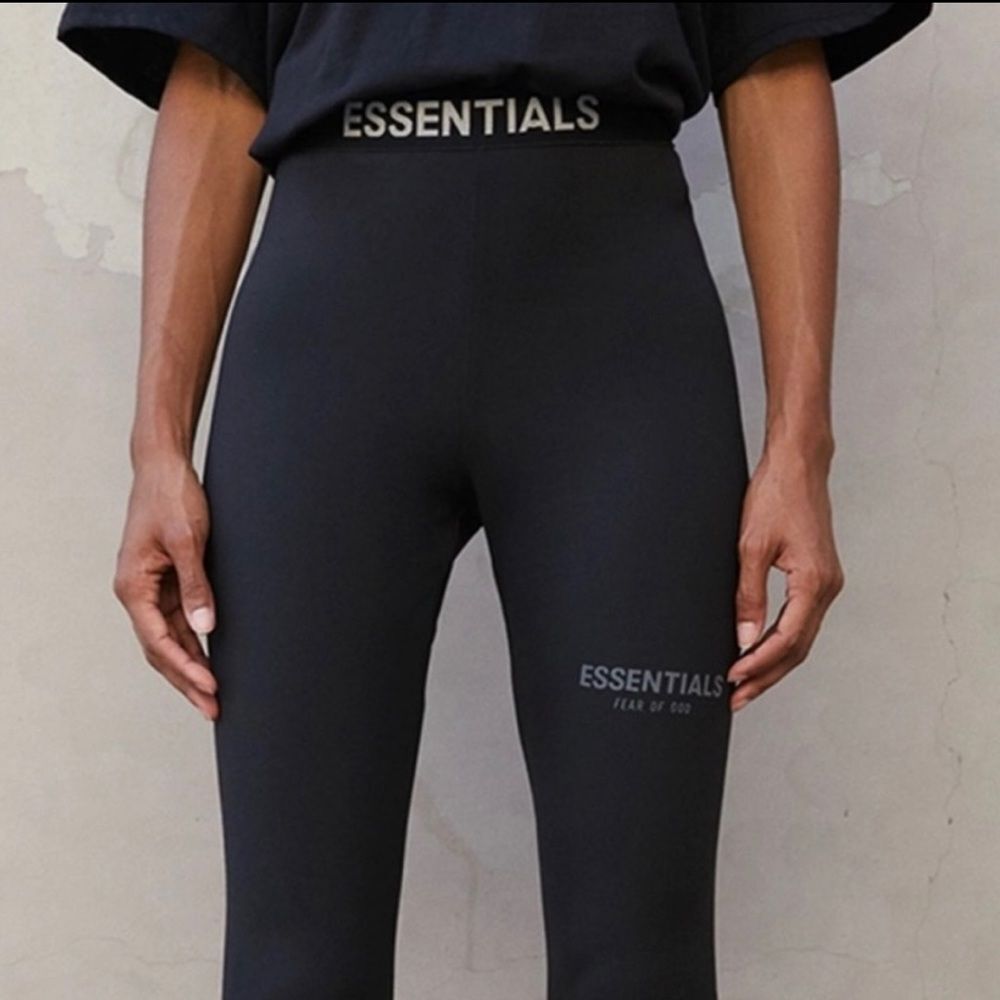 ESSENTIALS⚡️Black Leggings